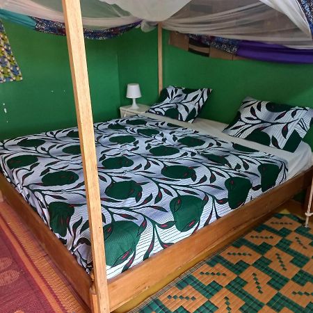 Begue Pokai Hostel Toubab Dialaw Ngoại thất bức ảnh