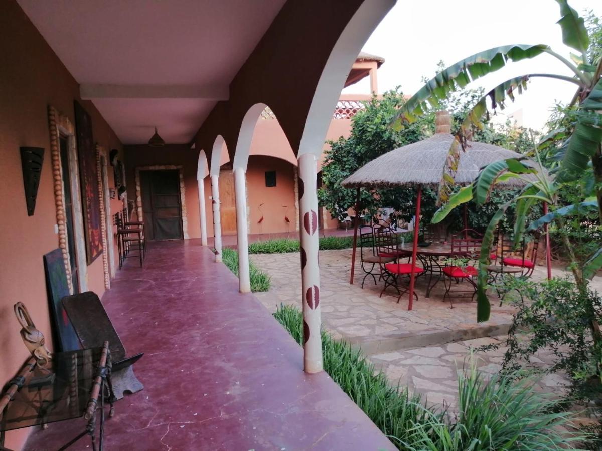 Begue Pokai Hostel Toubab Dialaw Ngoại thất bức ảnh