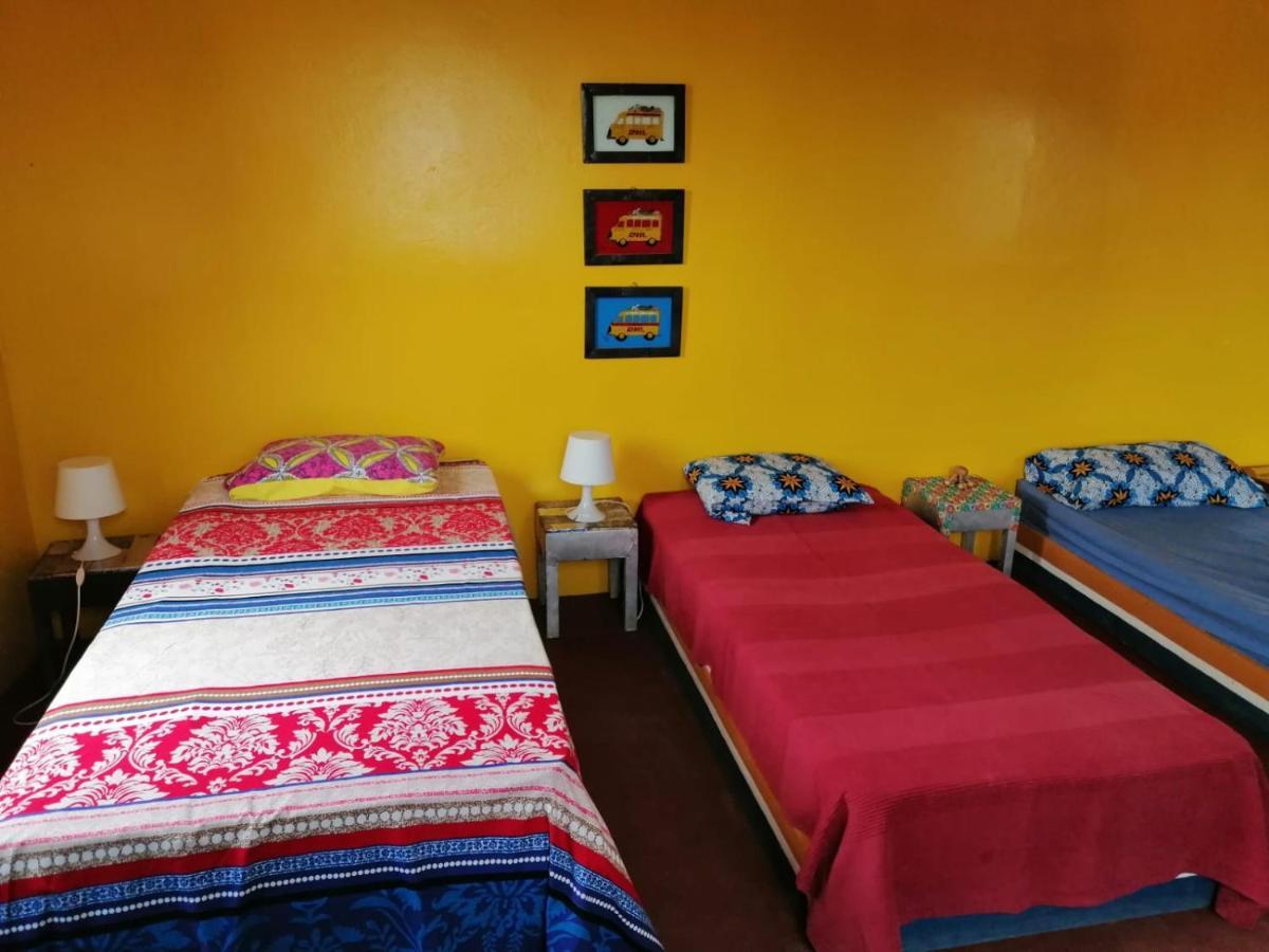 Begue Pokai Hostel Toubab Dialaw Ngoại thất bức ảnh