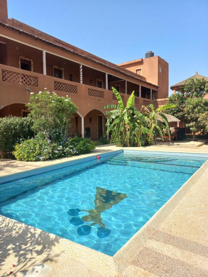 Begue Pokai Hostel Toubab Dialaw Ngoại thất bức ảnh