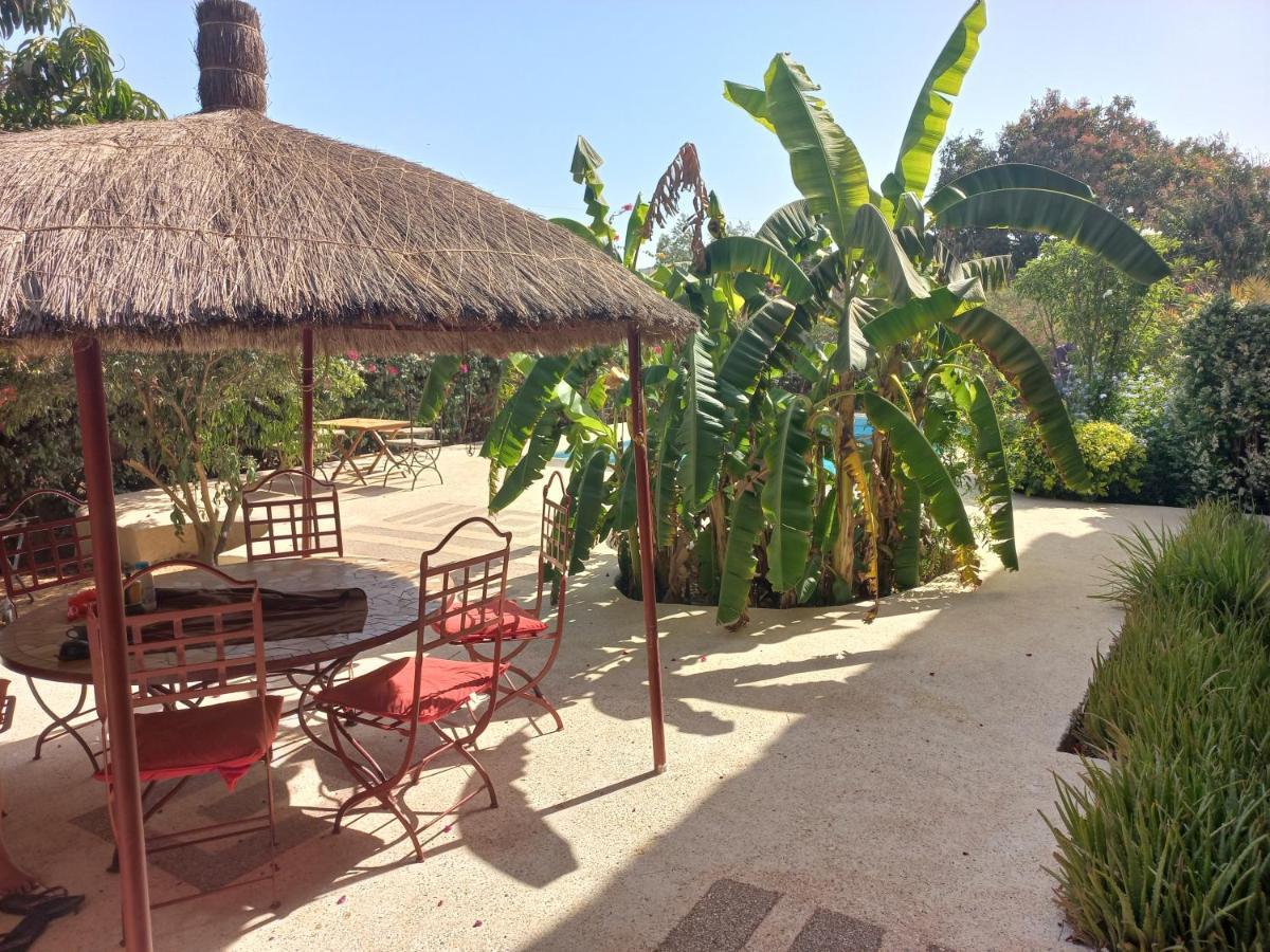 Begue Pokai Hostel Toubab Dialaw Ngoại thất bức ảnh