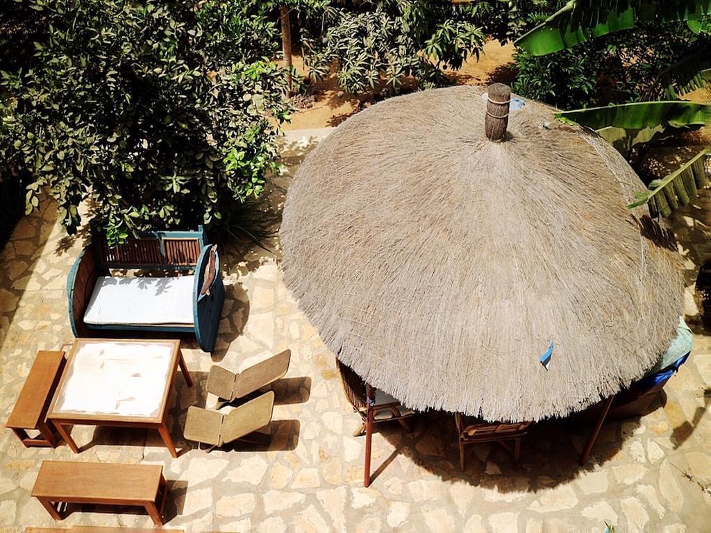 Begue Pokai Hostel Toubab Dialaw Ngoại thất bức ảnh