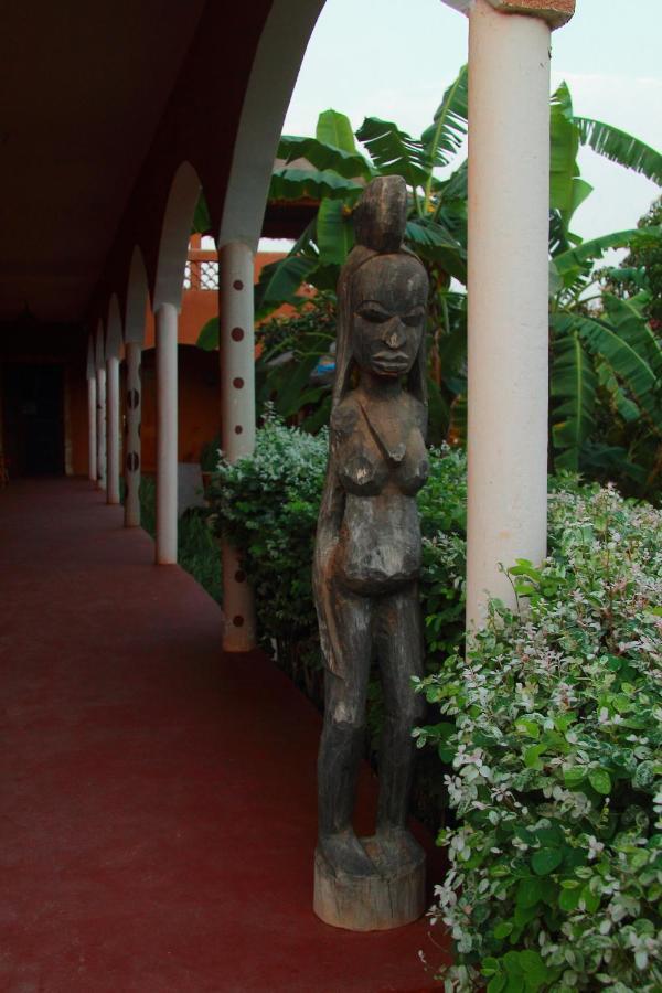 Begue Pokai Hostel Toubab Dialaw Ngoại thất bức ảnh